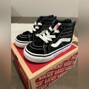 Vans - Toddler Size 5 - Black/White - Used